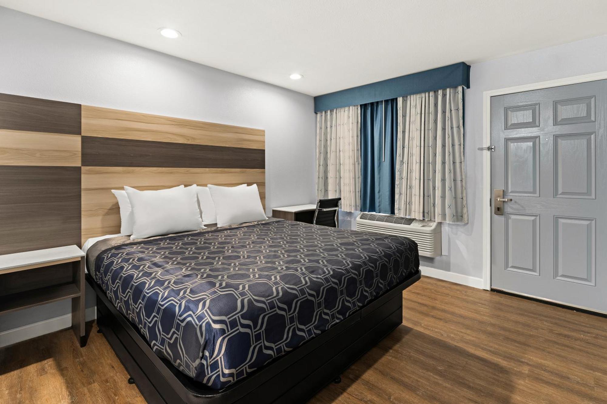 Bay Breeze Inn Оукланд Екстериор снимка